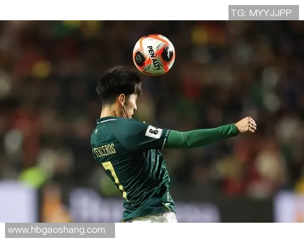 中国与巴西足球对决激战正酣谁能在这场巅峰对决中胜出